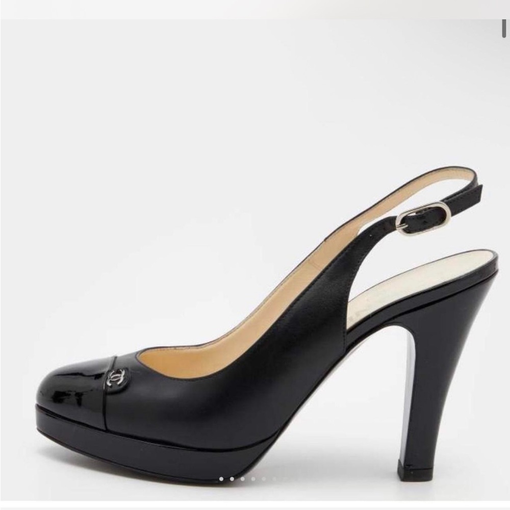 Vintage Chanel Slingback Pumps Black Leather CC Logo